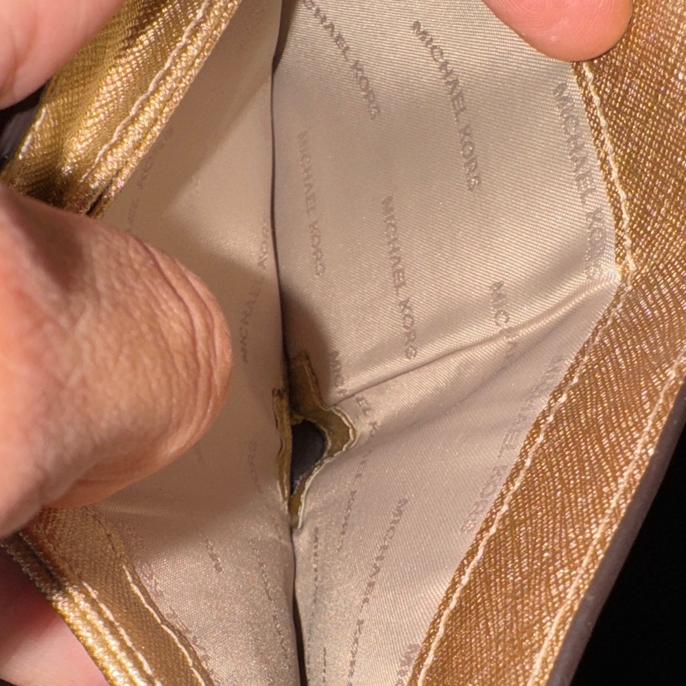 Michael Kors Metallic Gold Card Holder - Picture 9 of 12